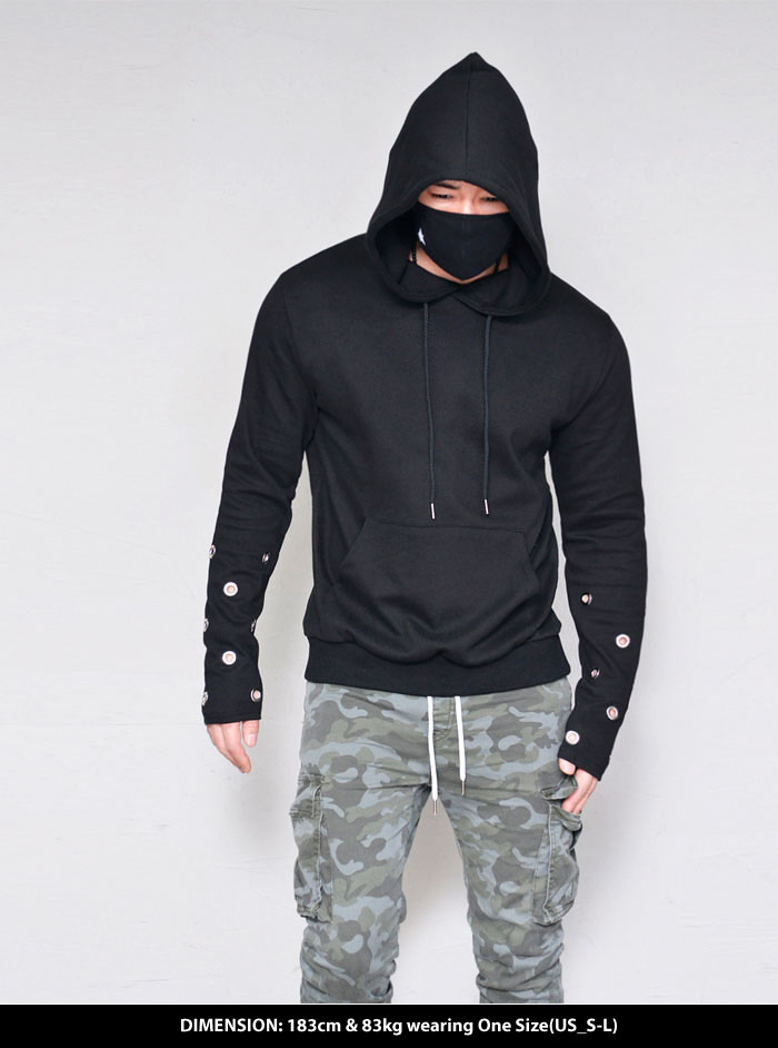 arm pullover sweater